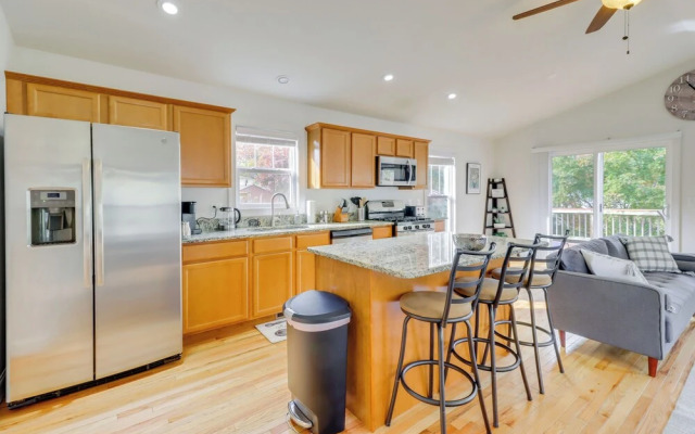 Warrenton Gem: Walk to Downtown!