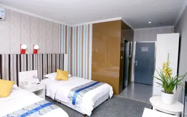 Super 8 Hotel (Lianyungang Darunfa Wanrun Commercial Street)