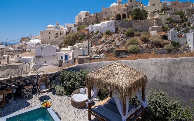 Rock Villas - Emporio | Pool, Jacuzzi, Castle View