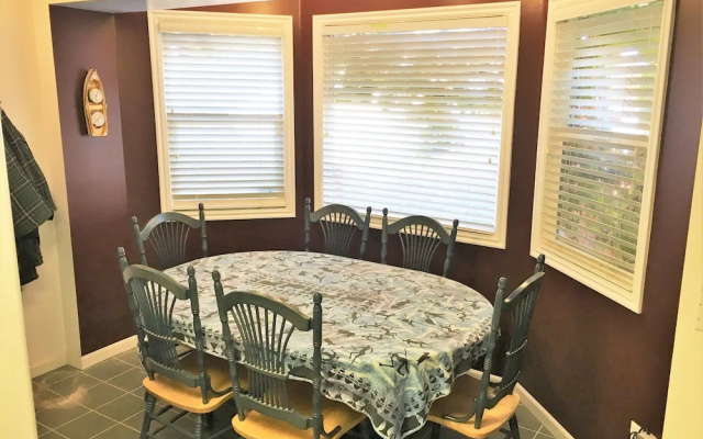 Emerson Home 3Br 2 Ba Home