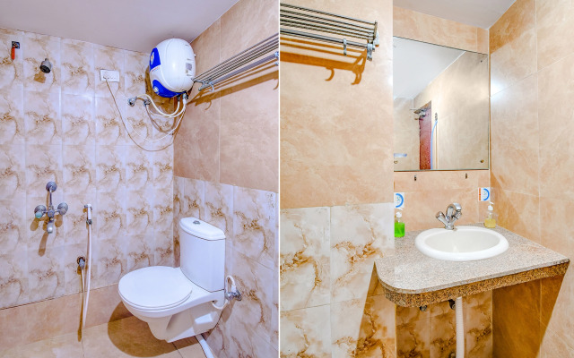 FabHotel Raj City Center 2