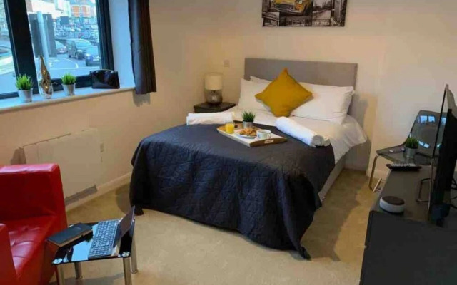 Cozy Urban Apartment in Wolverhampton