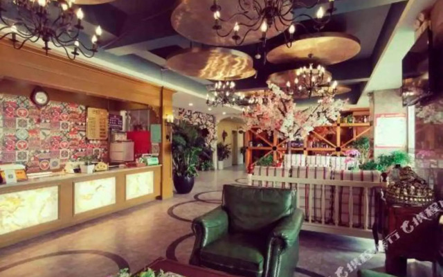 Q+ Veyas Garden Hotel