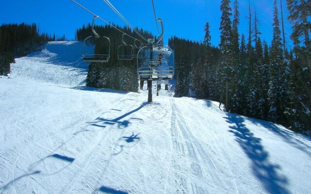 Pinetop Forty Niner 2 Bedroom Cabin