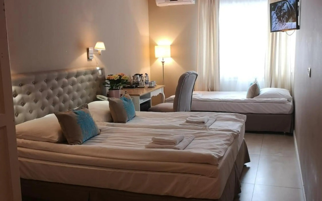 Riviera Resort Modlin Airport