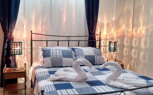 Tholos Bay Suites