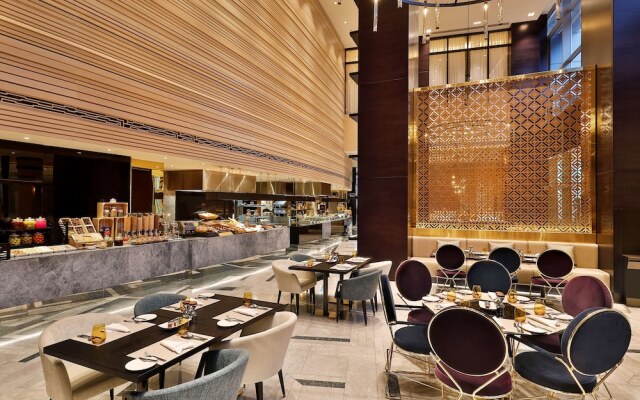 AlRayyan Hotel Doha Curio Col