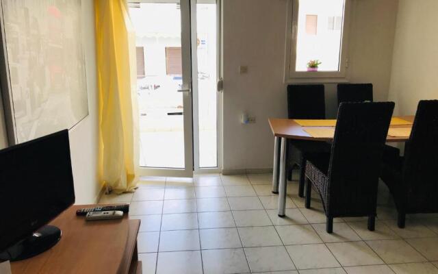 Korona Beach Apartments I