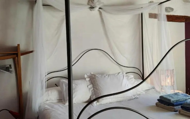 Viento de Ladera Piscina Natural Y Jacuzzi Ext