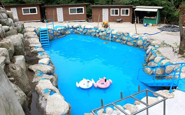Pocheon Villaggio Pension