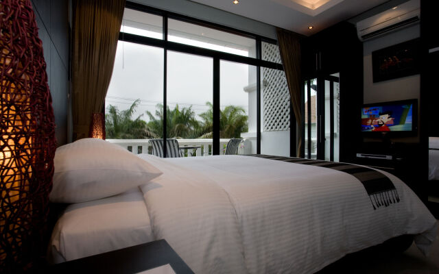 Palm Grove Resort