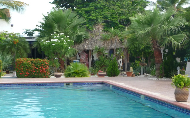 Club Arias Bed & Breakfast