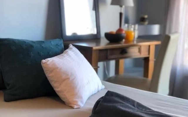 Las Bayas Home Suites
