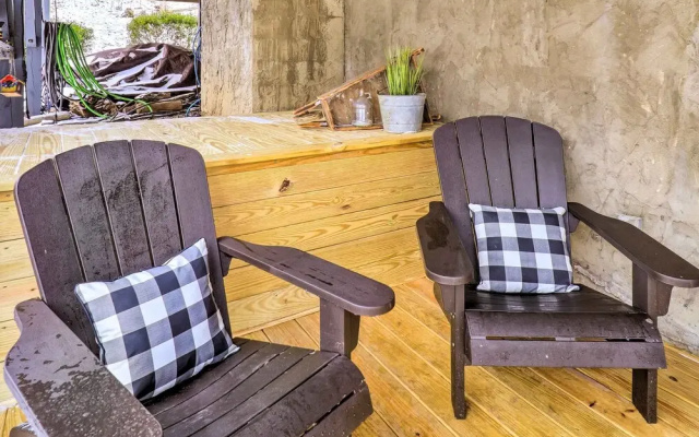Mountain Retreat < 4 Mi to Downtown Boone!