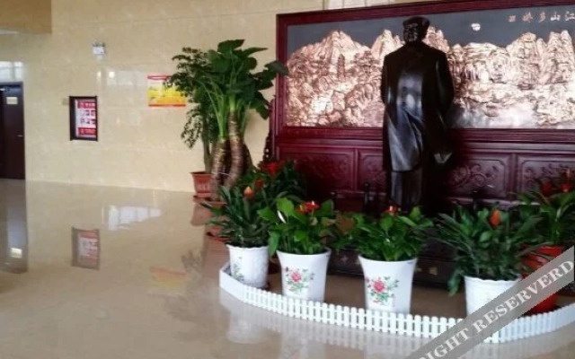 Pufeng Shengrui Business Hotel