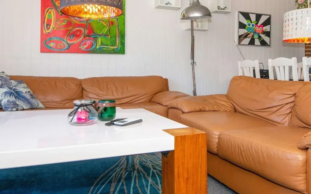Retro Chic Haven in Bork Harbor-by Traum