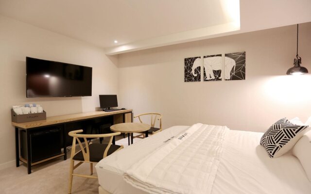 Hotel Idea Gupo