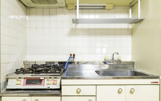 Shinsaibashi Qilv Apartments