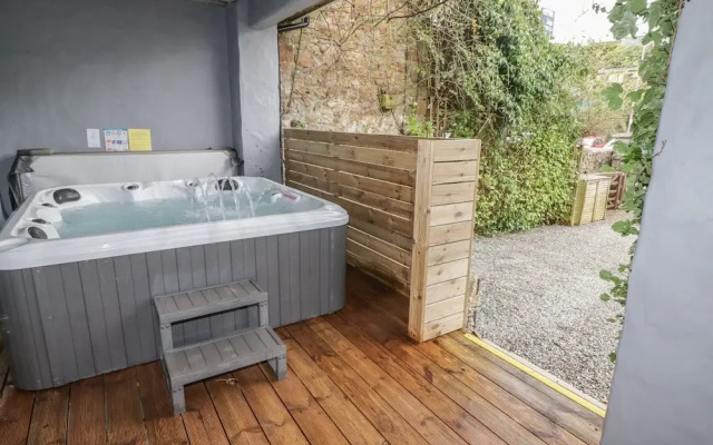 Le Durkestrete Cellar