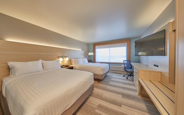 Holiday Inn Express & Suites Hermiston Downtown by IHG