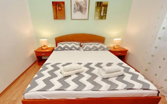 Seafront Apartments Deveron