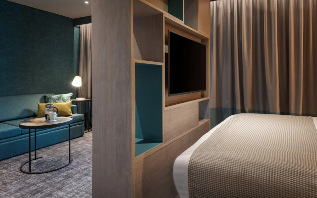 Staybridge Suites London Heathrow - Bath Road by IHG