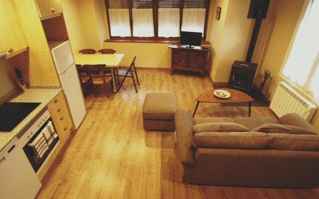 Apartamentos YOY Mont Romies Unhola