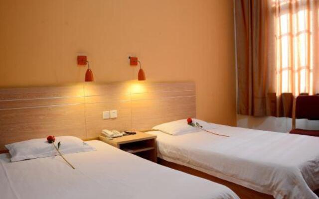 Swan Hotel (Ruzhou Railway Station)