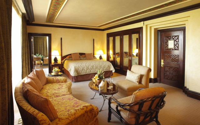 The Palace of the Lost City at Sun City Resort