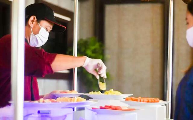 Grand Mercure Solo Baru