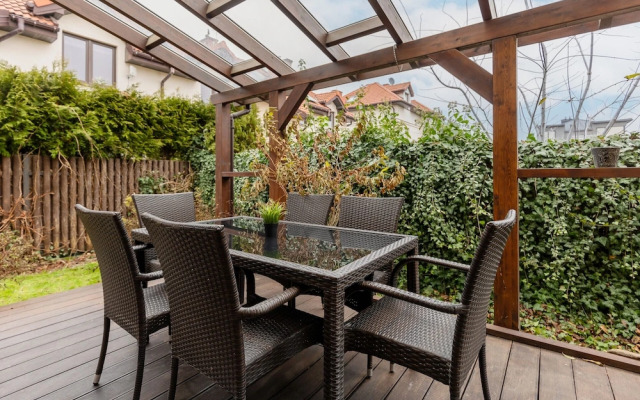 4-bedroom House in Warsaw by Renters