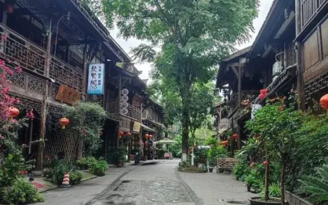 Juxian Pavilion Inn