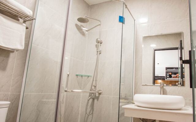 Artmio Hotel  Apartment