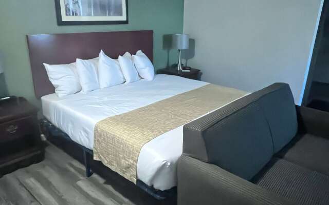 Travelodge by Wyndham Redding CA