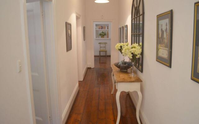Westbury Cottage B & B