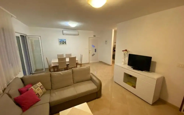 Rosemary - Gorgeous Garden - A1