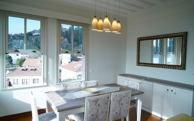 Pavilion With Bosphorus View in Anadolu Hisari