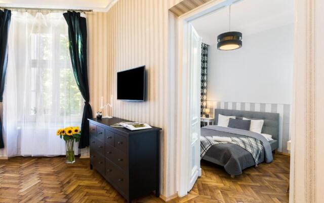 Old Town Residence BIS