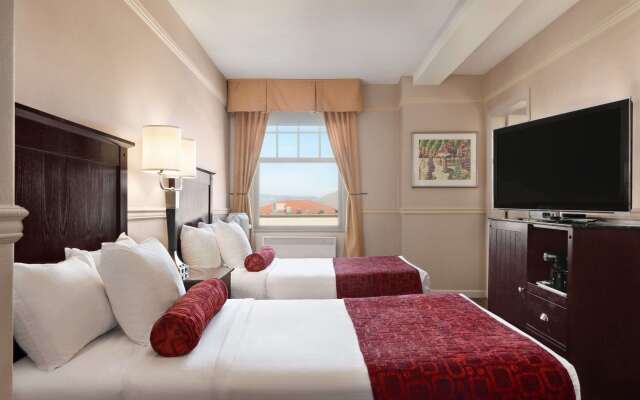 The Plaza Hotel Downtown, Trademark Collection by Wyndham