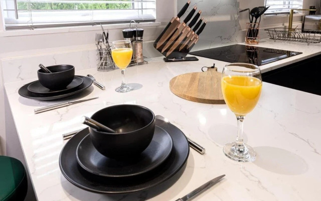 Grayson Court by Deardon Properties