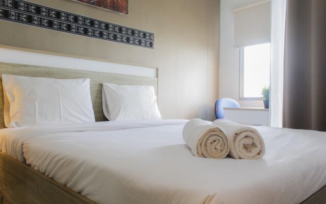 Bright Studio Apartment at Springwood Residence