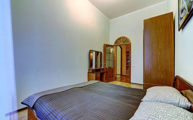 Peter the Great Apartments 