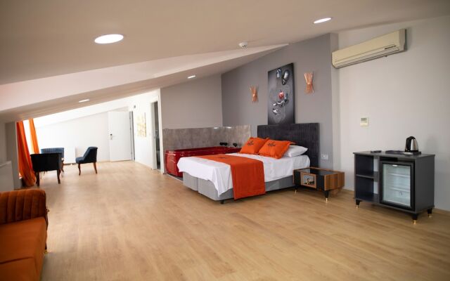 Zoom Hotel