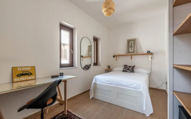 Candelai Apartment With Terrace