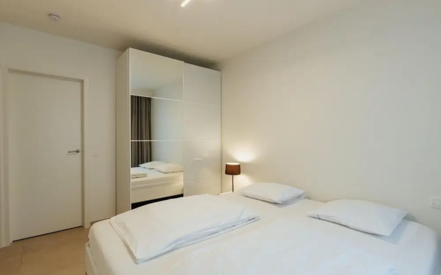 Alexander 0001 Apartment With sea View