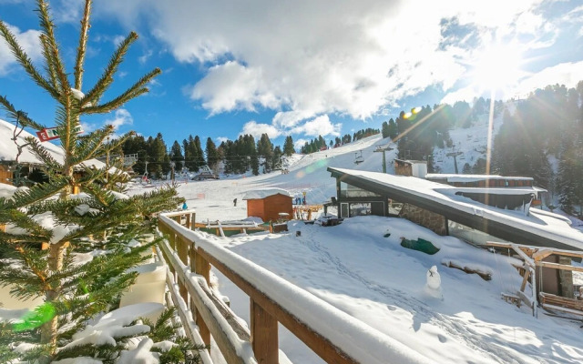 Cavalese few min From ski a17