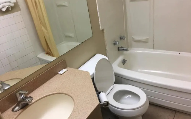 Towne House Motel