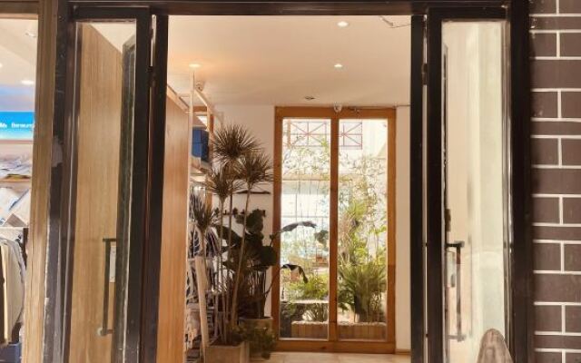 Shuanglang Yuji Island Banshan Banshui Seaview Inn