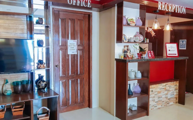 RedDoorz @ Caimito Drive Dampas