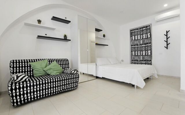 Black and White Apartment